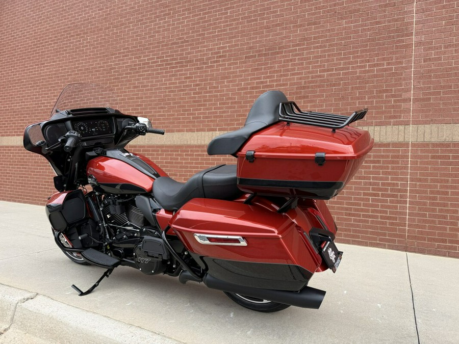 FLHXU 2025 Street Glide™ Ultra