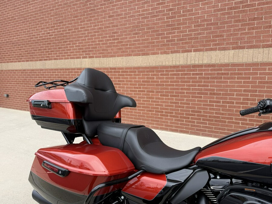 FLHXU 2025 Street Glide™ Ultra