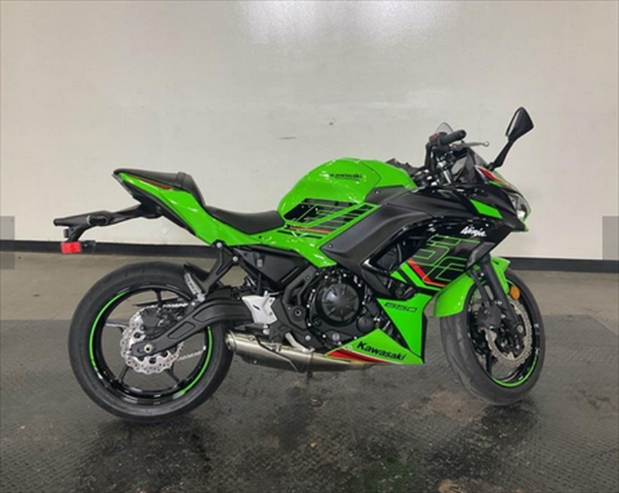 2024 Kawasaki Ninja 650 KRT Edition ABS