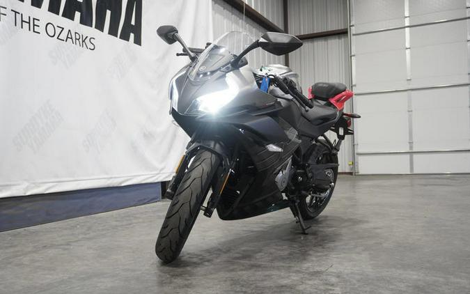 2026 CFMOTO 300SS