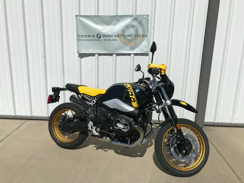 2021 BMW R nineT Pure Review: Option 719 Edition + Select Package