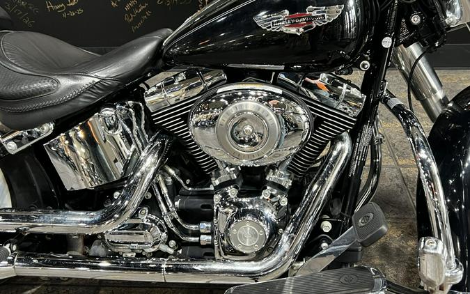 2011 Harley-Davidson® Softail® Deluxe BLACK W/PINSTRIPE