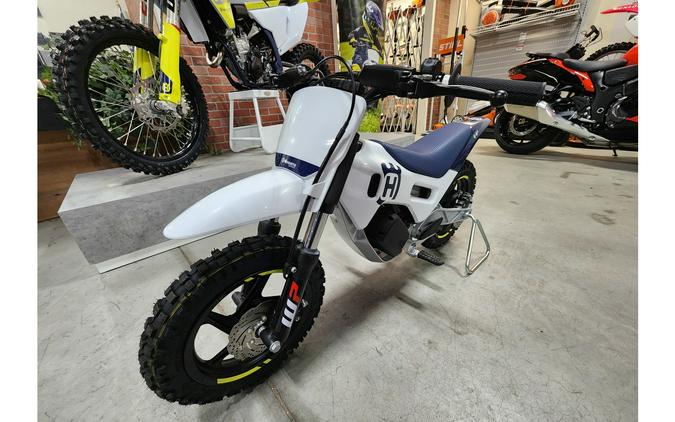 2024 Husqvarna Motorcycles EE 2