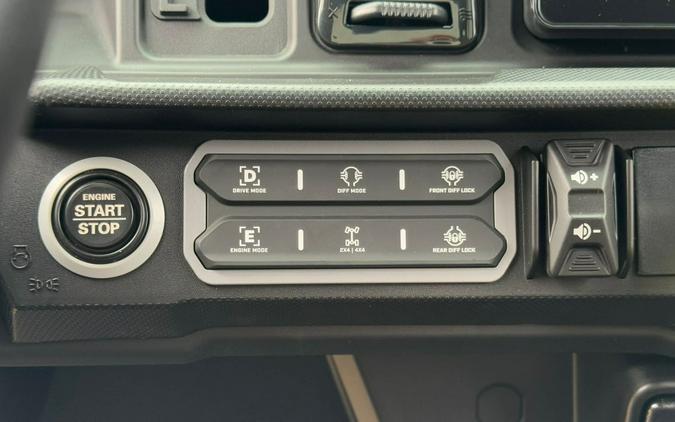 2026 Can-Am Defender MAX Lone Star CAB HD11