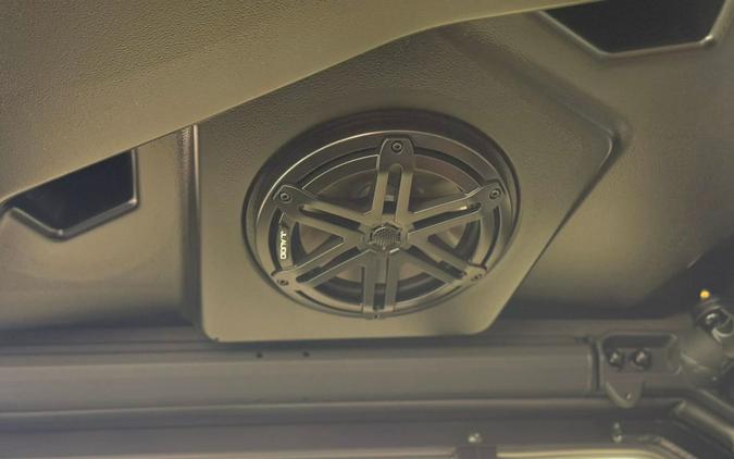 2026 Can-Am Defender MAX Lone Star CAB HD11