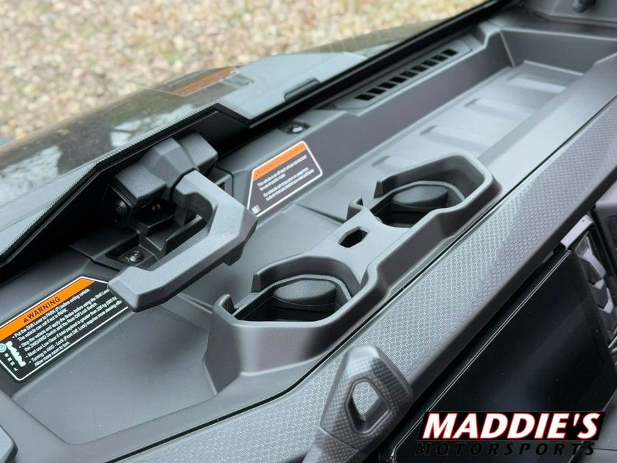 2026 Can-Am Defender MAX Lone Star CAB HD11