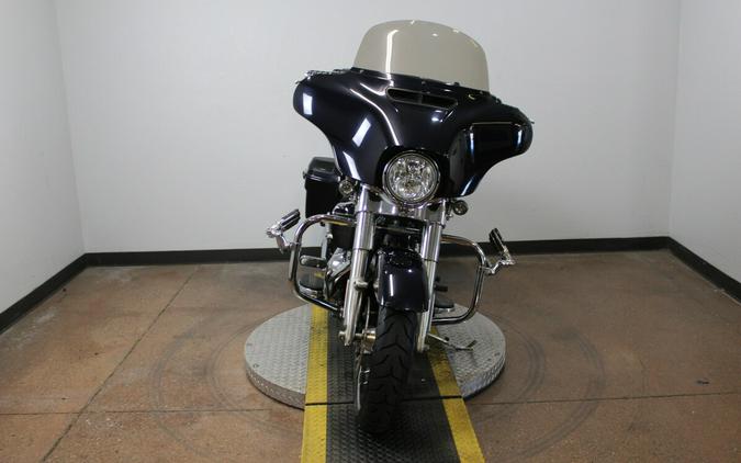 Harley-Davidson® Street Glide® 2019 Midnight Blue