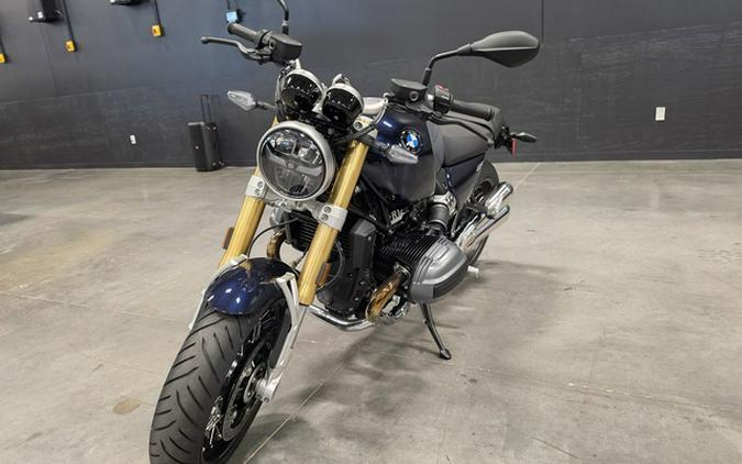 2026 BMW R 12 Ninet Imperial Blue Metallic