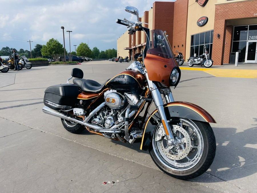 2008 Harley-Davidson® Screamin’ Eagle Road King 105th Anniversary Editon #596/1800 FLHRSE4 ANN