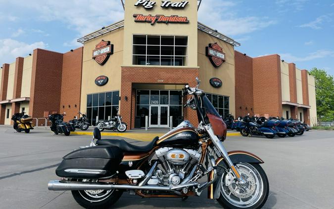 2008 Harley-Davidson® Screamin’ Eagle Road King 105th Anniversary Editon #596/1800 FLHRSE4 ANN