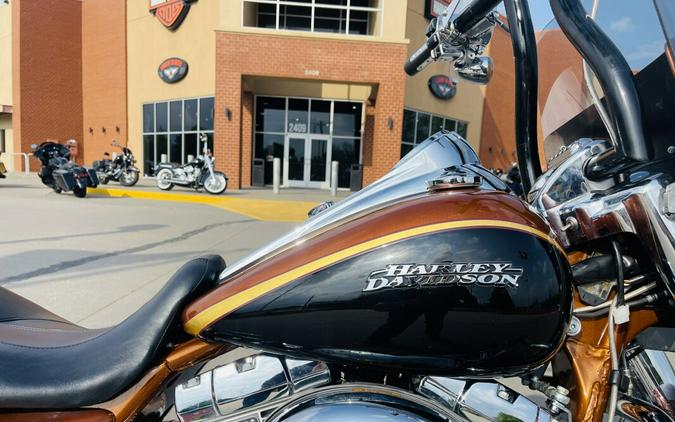 2008 Harley-Davidson® Screamin’ Eagle Road King 105th Anniversary Editon #596/1800 FLHRSE4 ANN