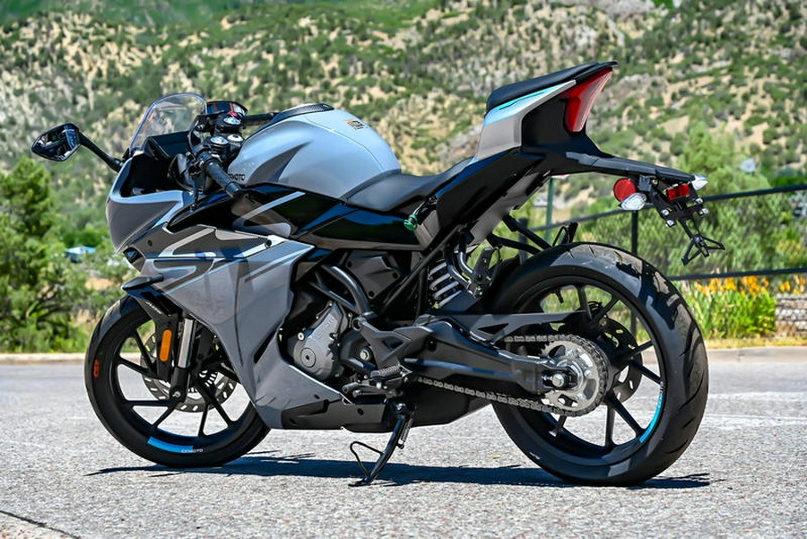 2023 CFMOTO 300SS CF300-3US