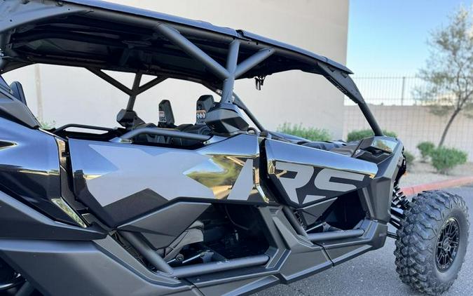 2026 Can-Am® Maverick X3 Max X RS Turbo RR Triple Black_7.6 in.
