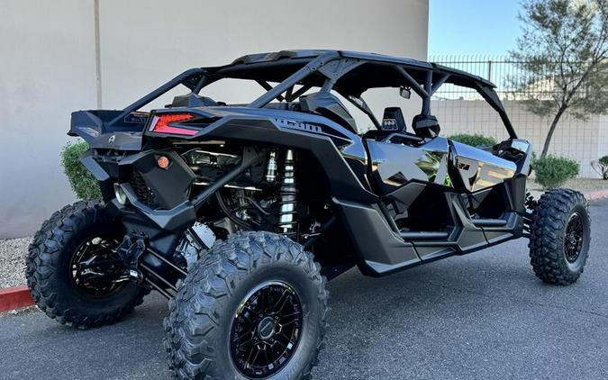 2026 Can-Am® Maverick X3 Max X RS Turbo RR Triple Black_7.6 in.