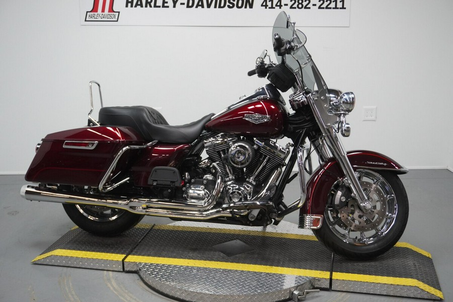 2014 Harley-Davidson® Road King® Mysterious Red Sunglo