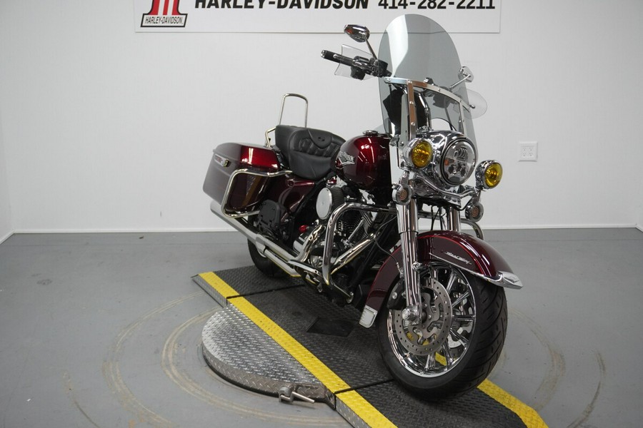 2014 Harley-Davidson® Road King® Mysterious Red Sunglo