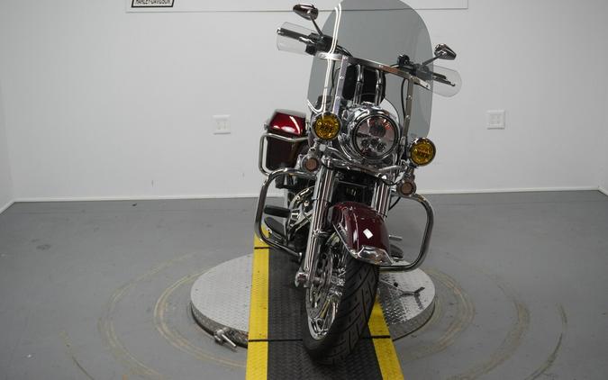 2014 Harley-Davidson® Road King® Mysterious Red Sunglo