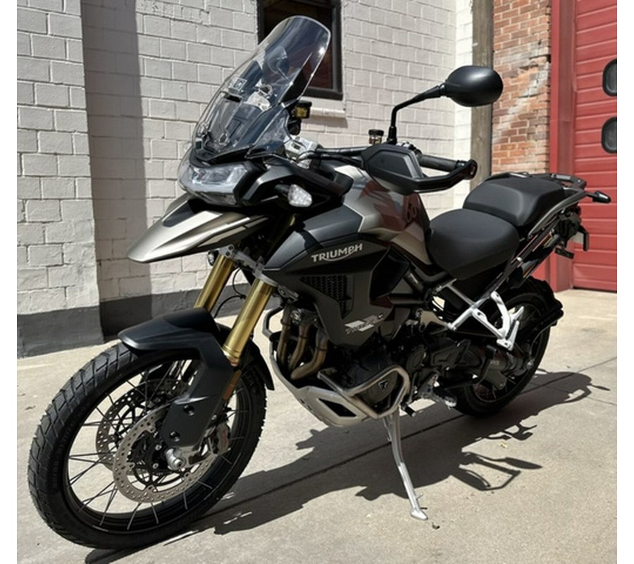 2025 Triumph Tiger 1200 Rally Pro Matt Sandstorm