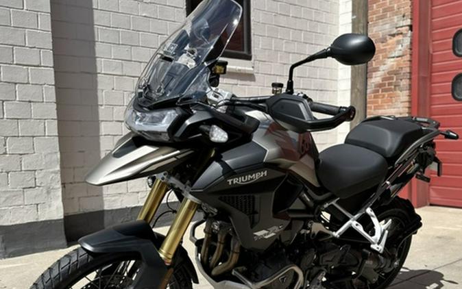 2025 Triumph Tiger 1200 Rally Pro Matt Sandstorm