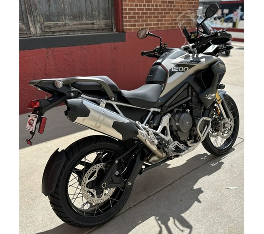 2025 Triumph Tiger 1200 Rally Pro Matt Sandstorm
