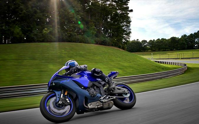 2023 Yamaha YZF-R1