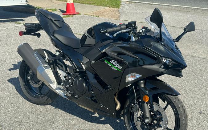 2024 Kawasaki Ninja 500