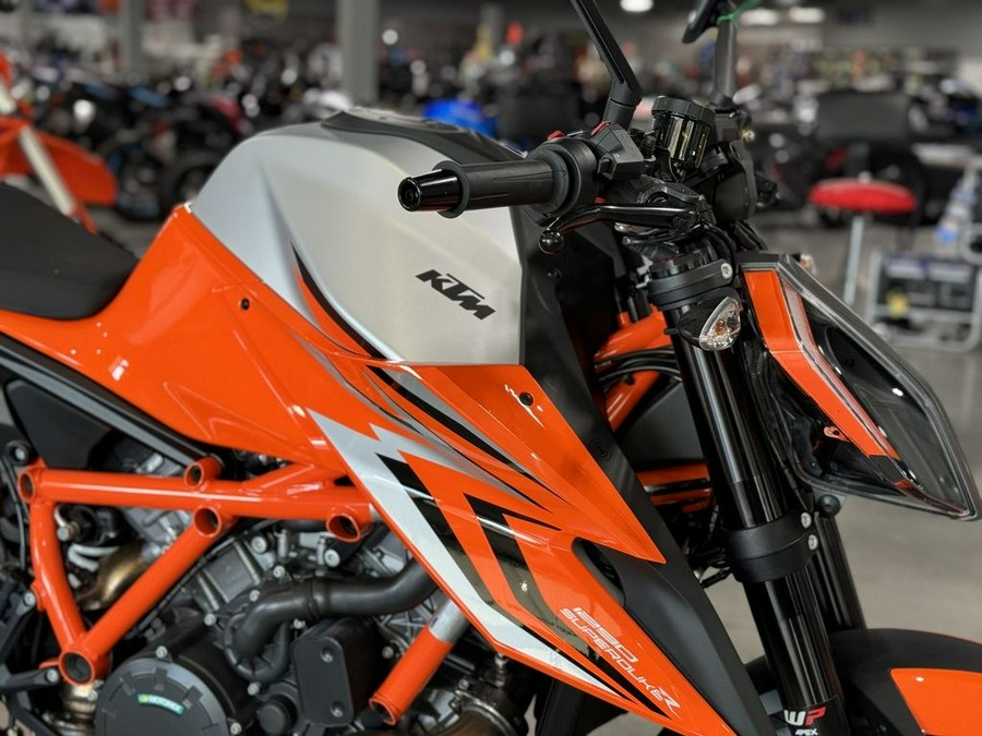 2023 KTM 1290 Super Duke R Evo