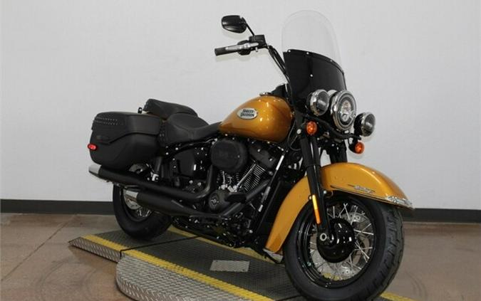 Harley-Davidson Heritage Classic 2023 FLHCS 016534 PROSPECT GOLD