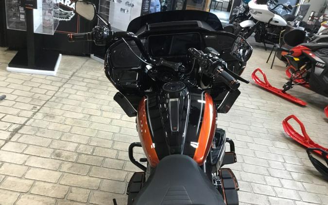 2023 Harley-Davidson® CVO™ Road Glide® Whiskey Neat w/Raven Metallic