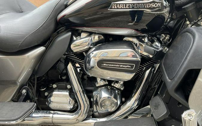 2017 Harley-Davidson FLHTCUTG - Tri Glide Ultra FLHTCUTG