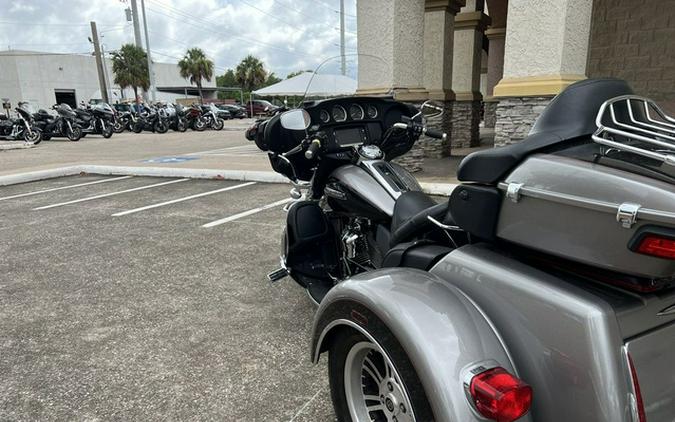 2017 Harley-Davidson FLHTCUTG - Tri Glide Ultra FLHTCUTG