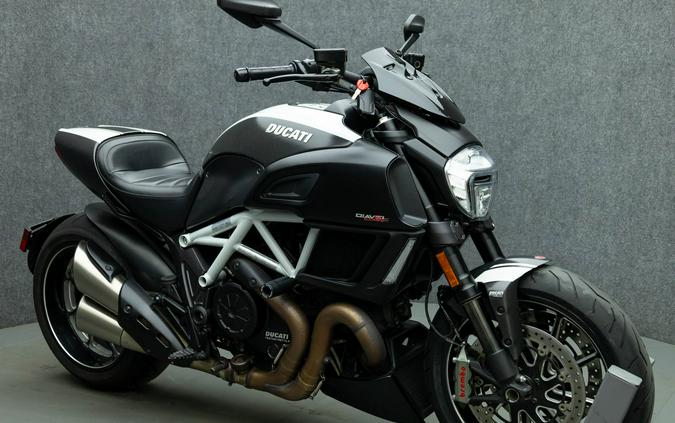 2015 DUCATI DIAVEL CARBON W/ABS