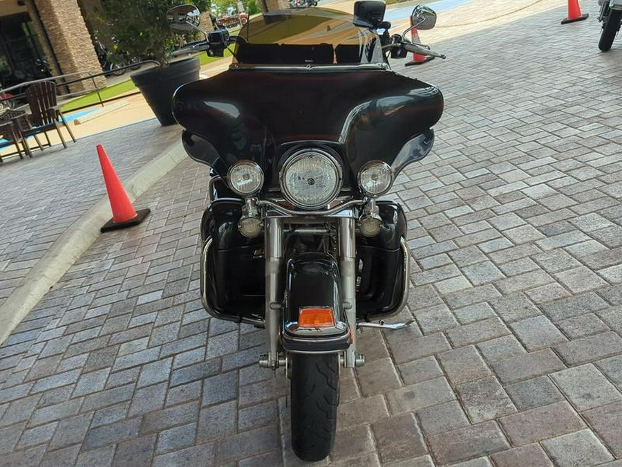 2009 Harley-Davidson® FLHTCU - Ultra Classic® Electra Glide®