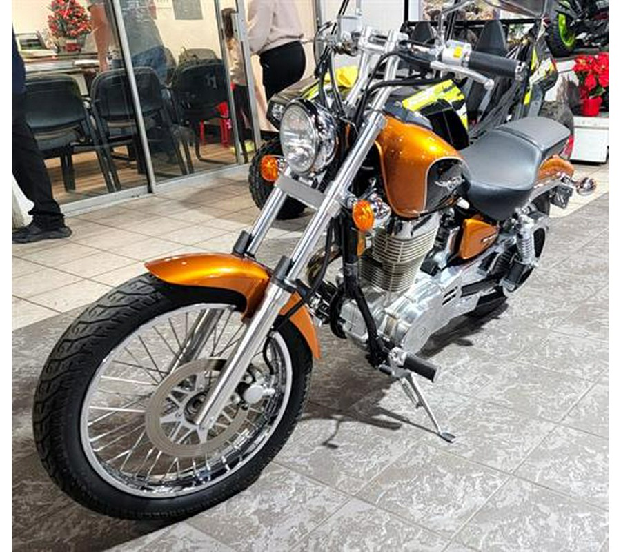 2014 Suzuki Boulevard S40