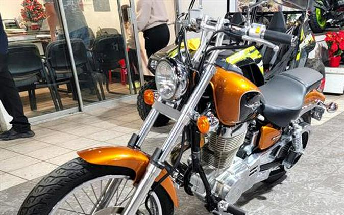 2014 Suzuki Boulevard S40