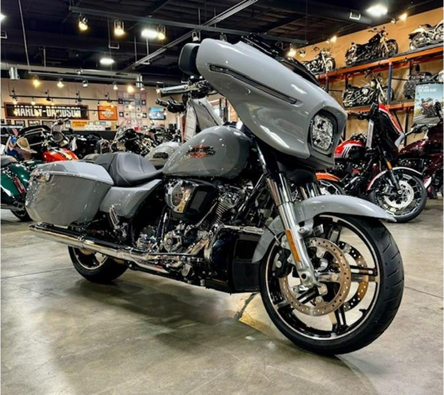 2024 Harley-Davidson® FLHX - Street Glide®