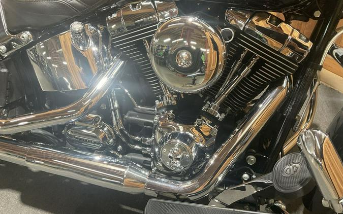 2012 Harley-Davidson® FLSTC - Heritage Softail® Classic