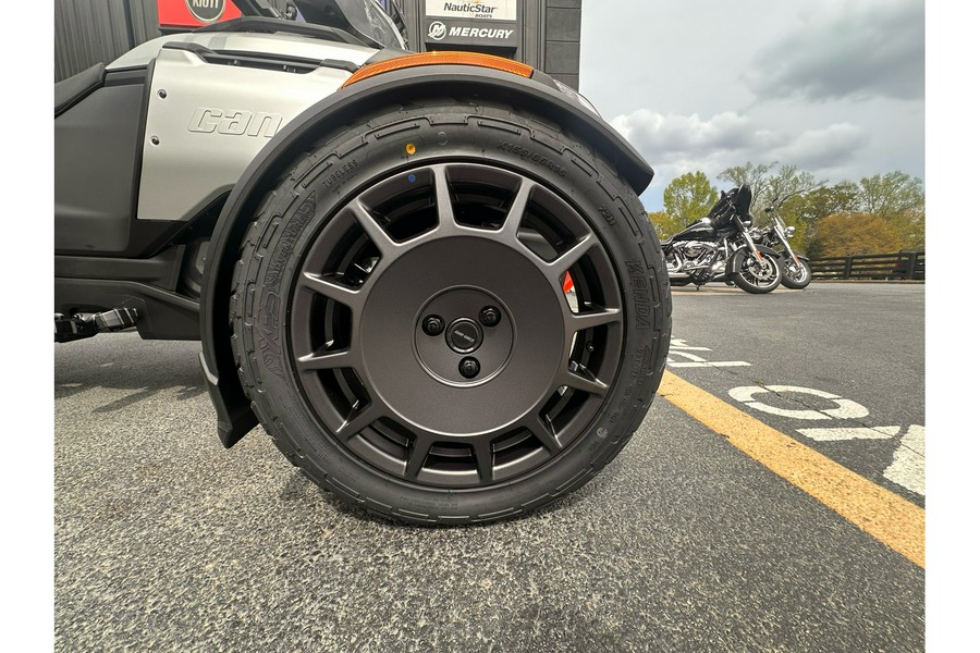 2025 Can-Am Canyon XT