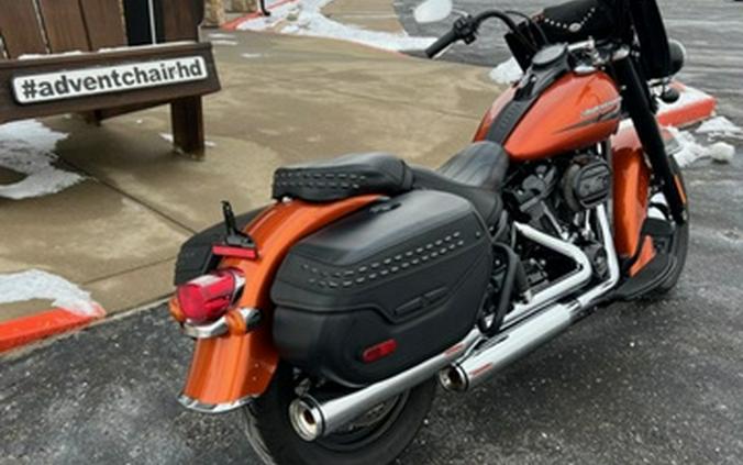 2020 Harley-Davidson FLHCS - Heritage Classic 114