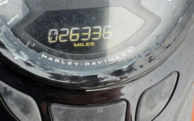 2020 Harley-Davidson FLHCS - Heritage Classic 114