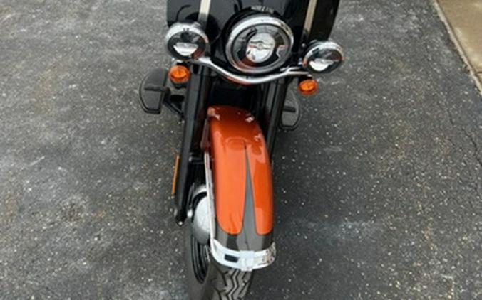 2020 Harley-Davidson FLHCS - Heritage Classic 114