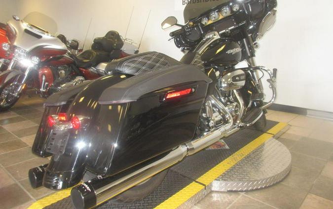 2017 Harley-Davidson® FLHXS - Street Glide® Special