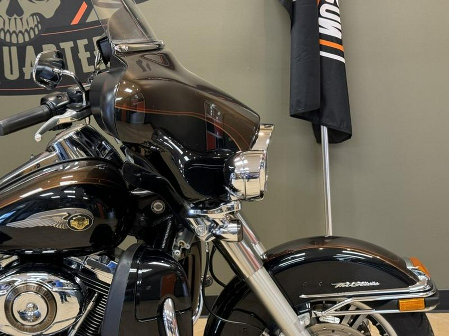 2013 Harley-Davidson® FLHTCUTAE - Tri Glide® Ultra Classic® 110th Anniversary Edition