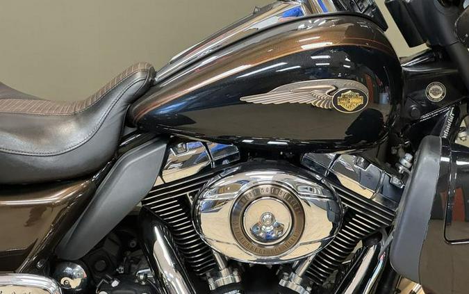 2013 Harley-Davidson® FLHTCUTAE - Tri Glide® Ultra Classic® 110th Anniversary Edition