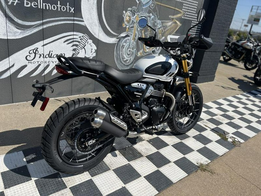 2026 Triumph Scrambler 400 XC Vanilla White