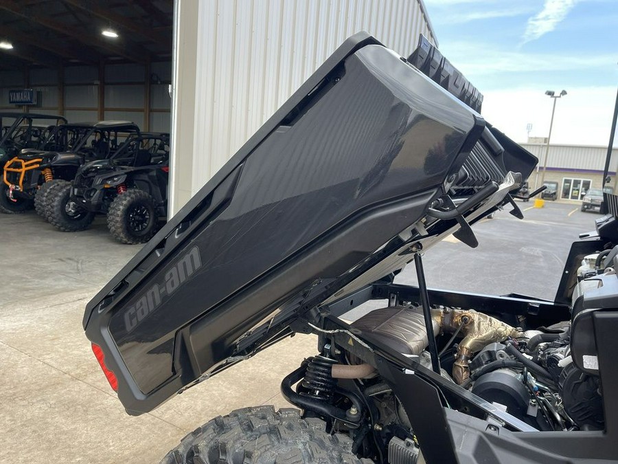 2025 Can-Am® Defender MAX Lone Star Cab HD10