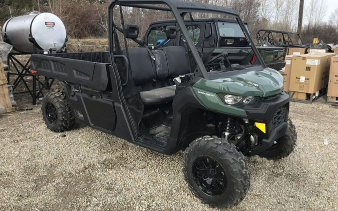 2023 Can-Am® Defender PRO DPS