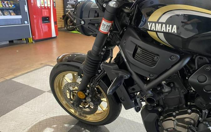 2023 Yamaha XSR700 - Raven