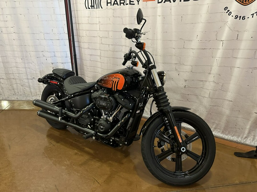 2023 Harley-Davidson Street Bob 114 FXBBS Vivid Black