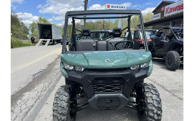 2026 Can-Am Defender HD7